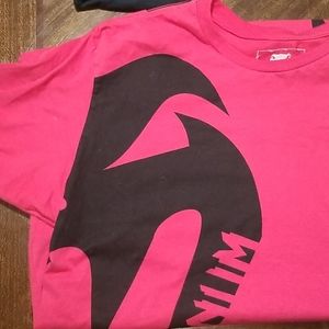 Venum designer red black shirt L